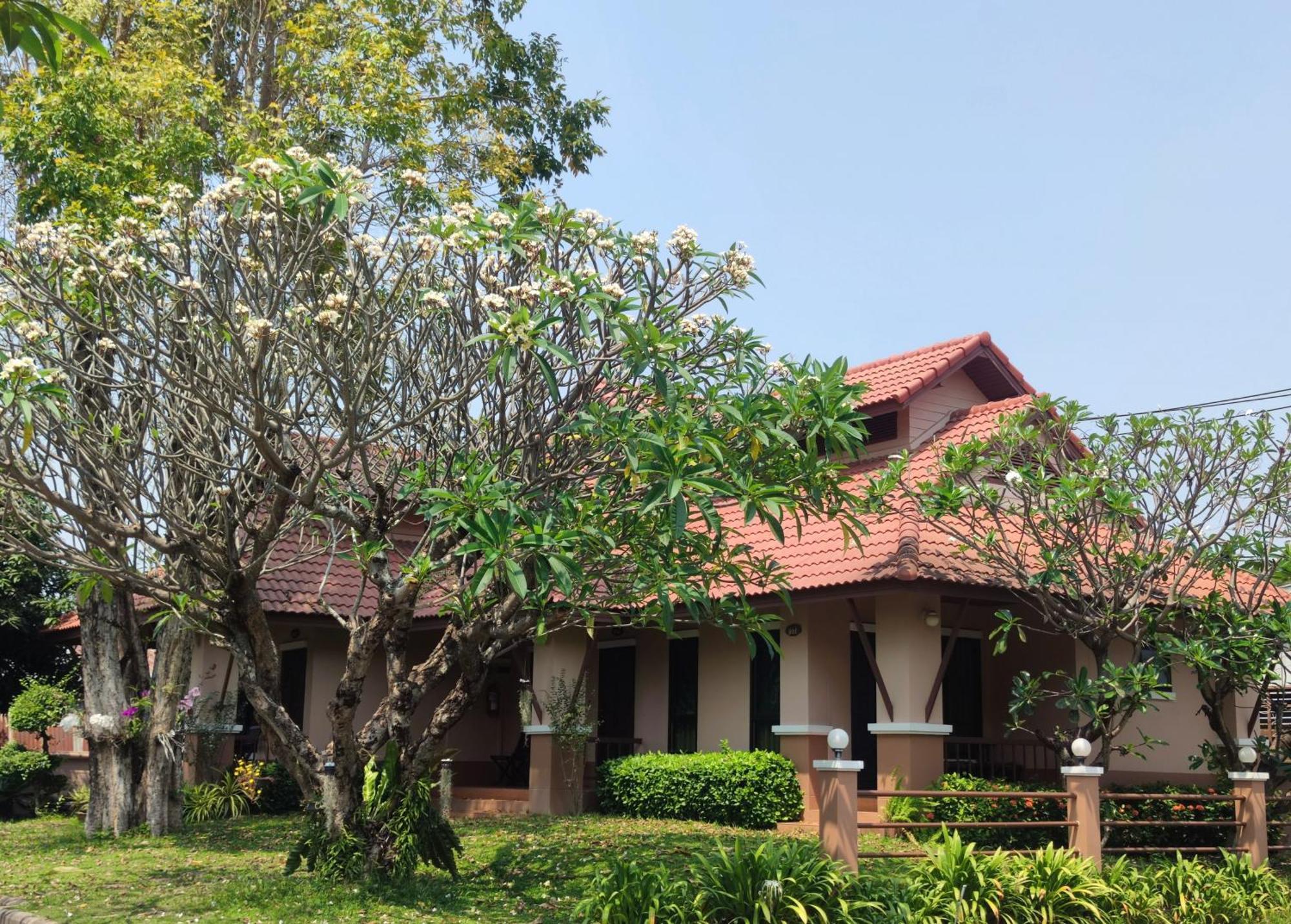 Areena Resort And Hotel אוטרדיט מראה חיצוני תמונה